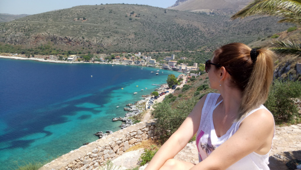 10 QUESTIONS with TBG FEATURED MEMBER Katerina of Limitless Travelling with K