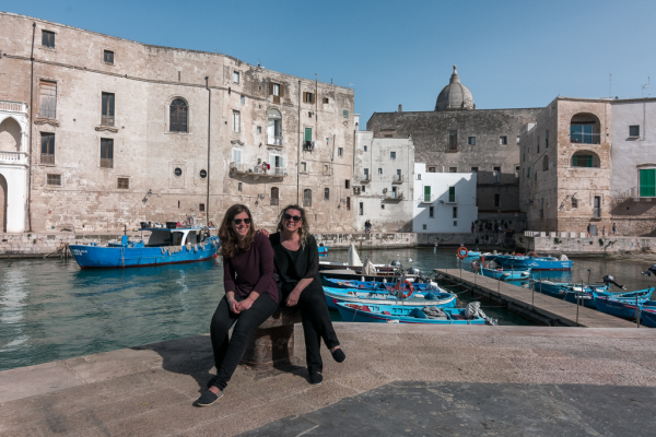 10 QUESTIONS with TBG FEATURED MEMBERS Katerina and Maria of It’s All Trip To Me